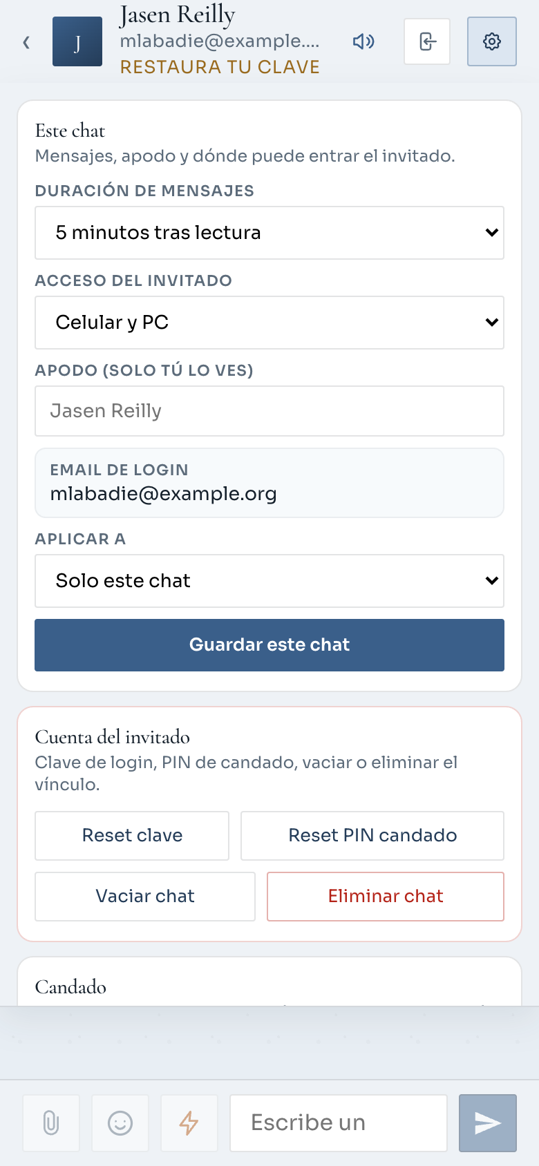 Opciones: bloque Candado y pantalla Desbloquear chat (móvil)
